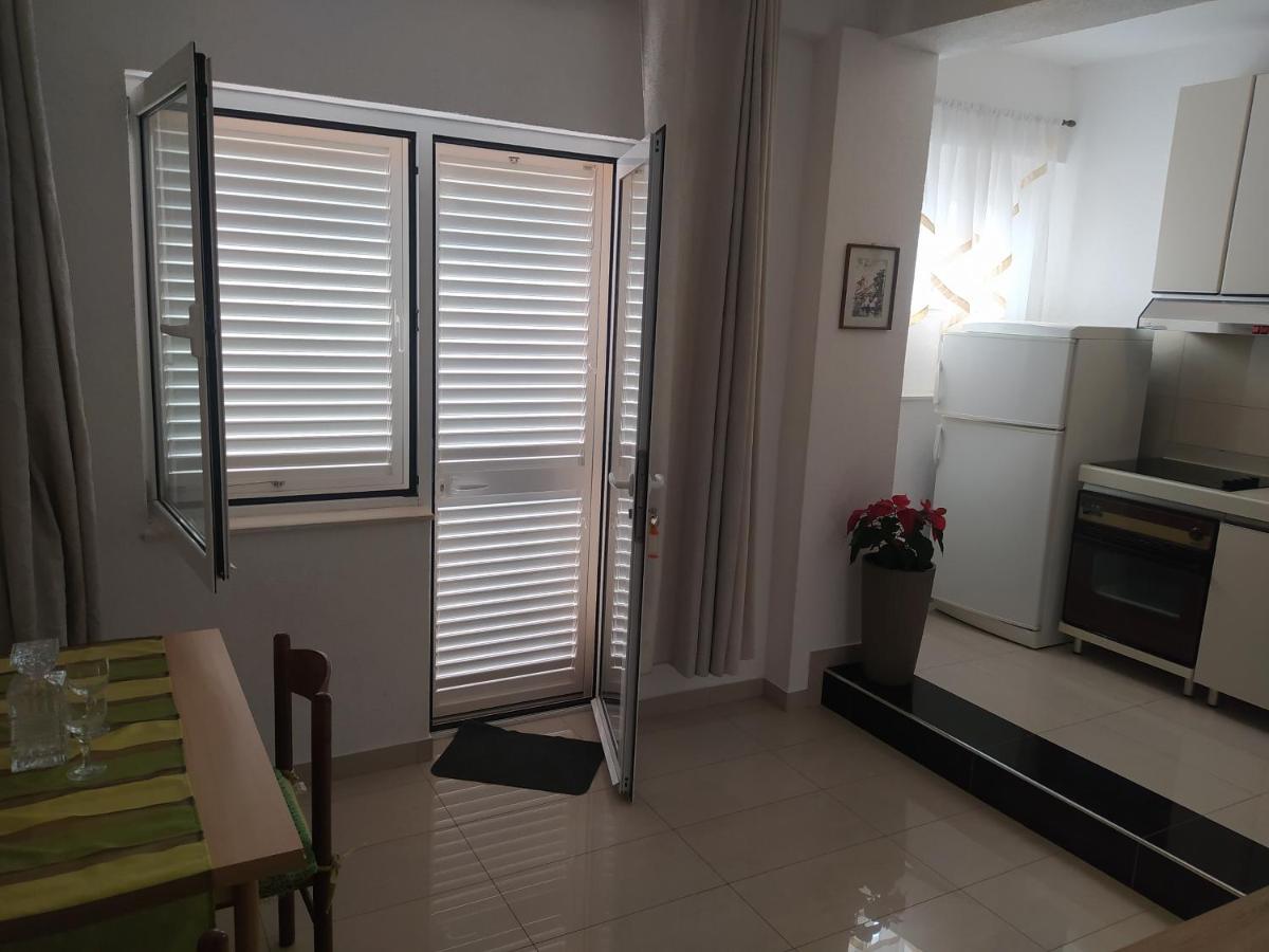 Apartmani Trubi 1 Vodice Luaran gambar